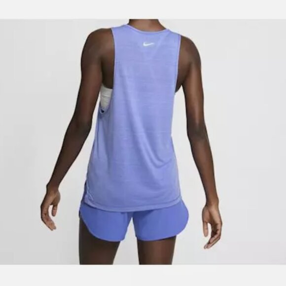 Nike Dri-Fit Icon Clash Tank Top Womens Size Medium Lightweight Racerback Breezy - Picture 2 of 9